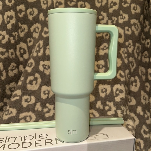 Simple Modern TREK 40oz Tumbler in Retro Mint 😍 New & Never Used 😍 - Picture 13 of 17